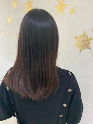 セミロング カラー ハイトーンカラー🤍 山下 優華のヘアスタイル