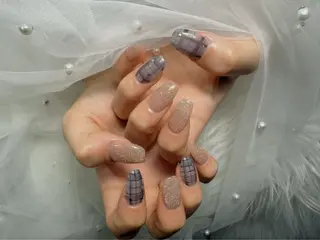 ネイル 🌈 Laule'aのネイルデザイン