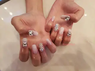 ネイル AviviyaNail所属・kubo ayaのネイルデザイン