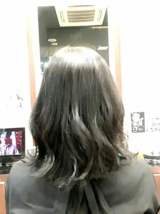 ショート ミディアム セミロング カラー SHAFT Ieiriのヘアスタイル