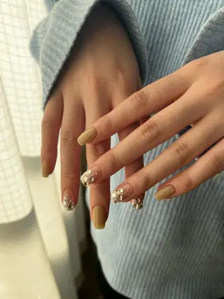 ネイル Nes.Nail所属・Miyagi Asamiのネイルデザイン