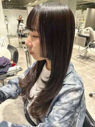 ロング トキタ アオイのヘアスタイル