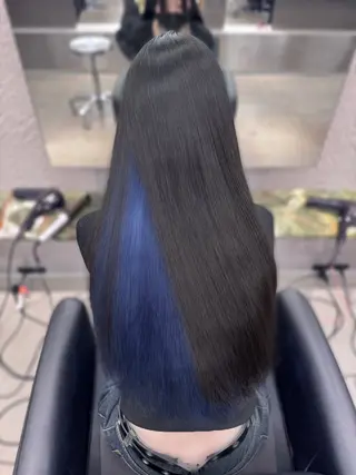 ロング 吉澤 愛心のヘアスタイル