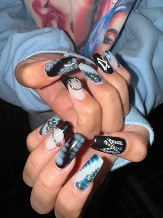 ネイル MITSUKI🪡 海外/個性派/ロングのネイルデザイン