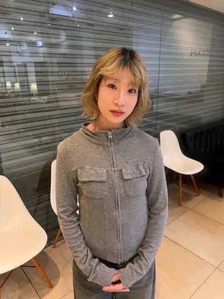 ミディアム リリカ🐈‍⬛ブリー チカラー/上永谷のヘアスタイル