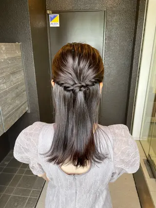 ミディアム ヘアアレンジ 鎌倉/アレンジ/暗髪 /髪質改善/ ユキミのヘアスタイル