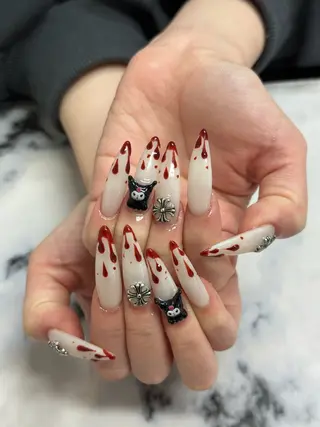 ネイル シャインネイル所属・伊藤 くるみのネイルデザイン