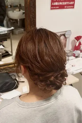 セミロング ヘアアレンジ オブヘア表参道店所属・Of hair 🫧 表参道　Ayanoのヘアスタイル