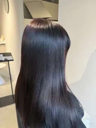 ロング 井手上 陽菜のヘアスタイル