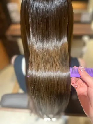 ロング カラー Aina🩶 艶カラー🩶のヘアスタイル