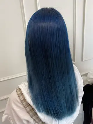 セミロング 透明感カラー✨ 酸性ストレート特化のヘアスタイル