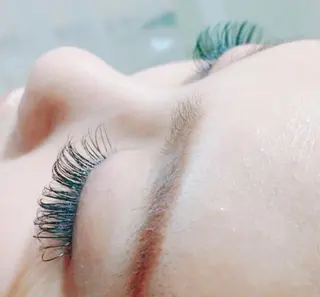 マツエク・マツパ CHERILU昭島店 スタイリストの眉毛・アイブロウイメージ