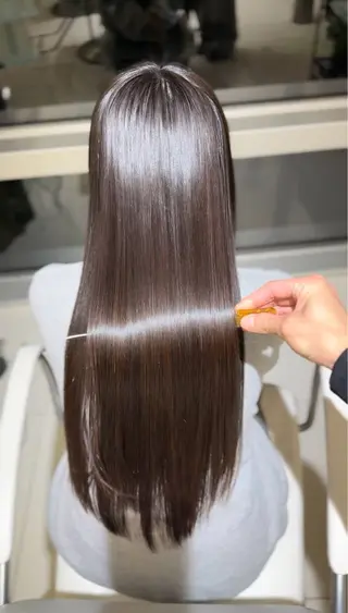 ロング 【美髪ストレート】✨ 小川さくらのヘアスタイル