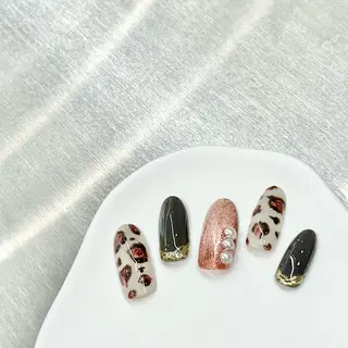 ネイル Rizm secret所属・hitomi ︎✿のネイルデザイン