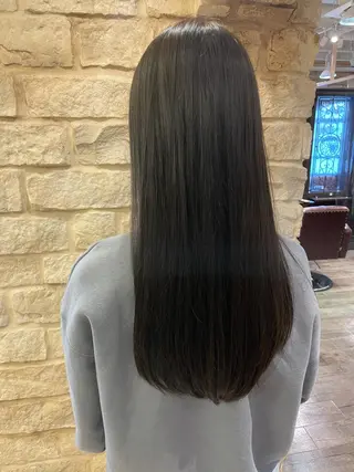 ロング カラー 星野 茉由のヘアスタイル