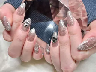 ネイル マツエク・マツパ アイブロウ Nail&eye Belire 新宿のネイルデザイン