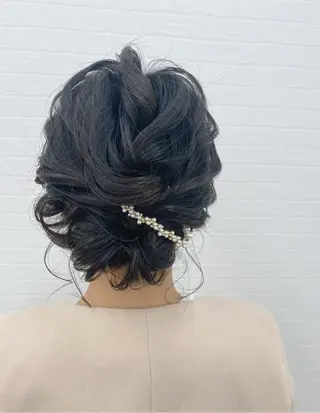 ミディアム ヘアアレンジ GRANLUSSO 〜グランルッソ駅前店所属・木口 嘉美のヘアスタイル