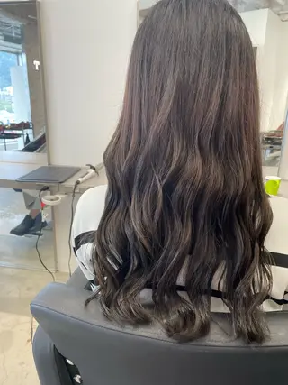 ロング カラー パーマ&ブリーチ /飯牟田/GEAR.のヘアスタイル