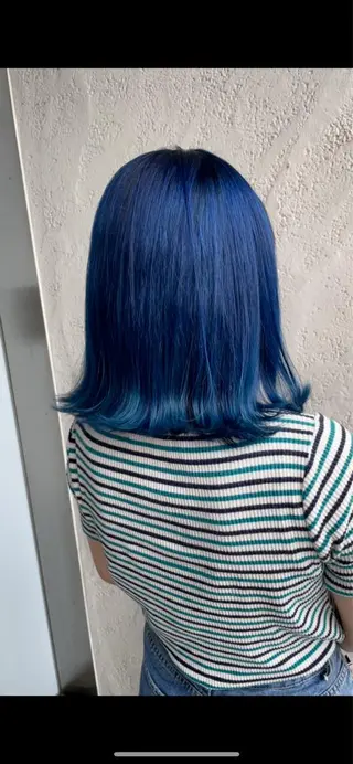 ミディアム 玉邑 美菜のヘアスタイル