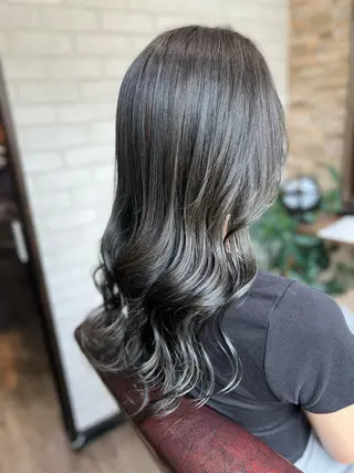 ロング 多賀 順平のヘアスタイル