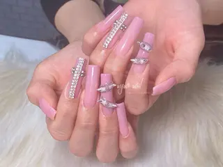 ネイル 長さ出し専門 nynaのネイルデザイン