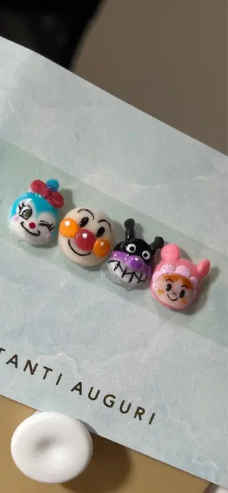 ネイル 知花 梨花のネイルデザイン