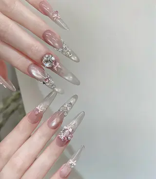 ネイル D-BEAUTY Nailsalonのネイルデザイン