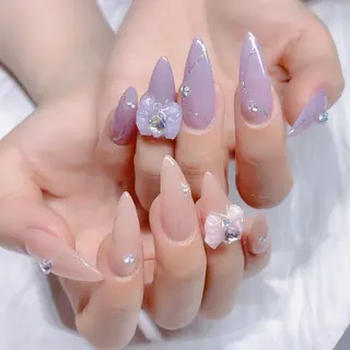 ネイル Queens 榊 まおのネイルデザイン