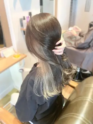 カラー 堀 望美のヘアスタイル