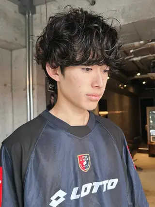 パーマ メンズ 前野 日奈のヘアスタイル