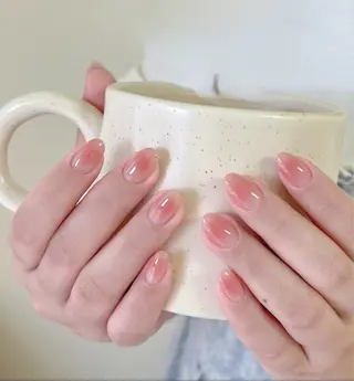 ネイル pink ladyサロン所属・べ にのネイルデザイン