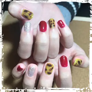 ネイル ECLAT エクラ所属・寺山 千鶴のネイルデザイン