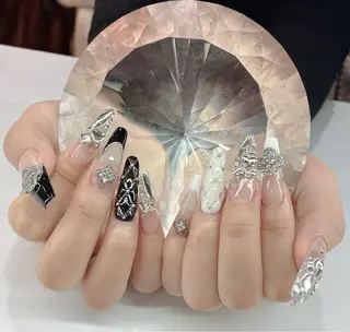 ネイル LoaChaton kaeのネイルデザイン