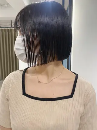 ショート カラー センターパート/ 暖色カラーayuのヘアスタイル