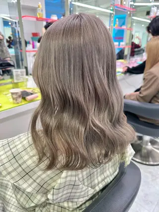 ミディアム カラー ♡ダブルカラー特化♡ miyuのヘアスタイル