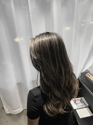 ロング カラー ヘアアレンジ _WHITE京橋店所属・髪質改善_WHITE RYUSUKEのヘアスタイル