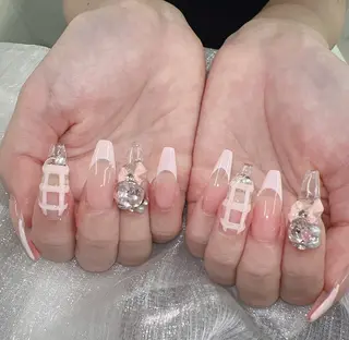 ネイル Lee Nailsのネイルデザイン