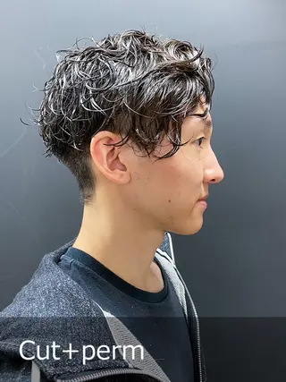 パーマ メンズ 菅野 杏実のヘアスタイル