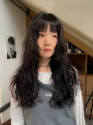 ロング パーマ パーマ/レイヤー 岩山丈一郎のヘアスタイル