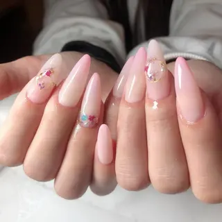 ネイル maggienail所属・Maggie Nagisaのネイルデザイン