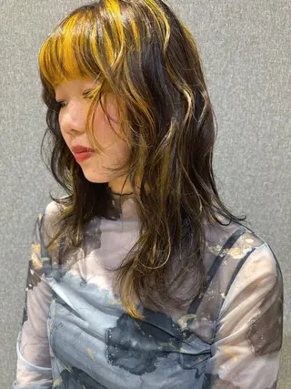 セミロング カラー 松永 果菜のヘアスタイル