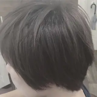 ショート カラー 金崎 新吾のヘアスタイル