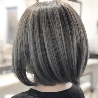 ミディアム カラー 樋口 まさみのヘアスタイル