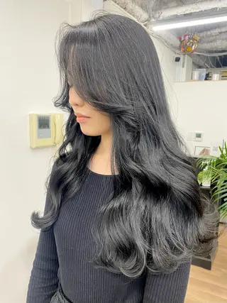 ロング カラー パーマ ヘアアレンジ メンズ キッズ ネイル マツエク・マツパ アイブロウ 韓国風×透明感カラー 髪質改善オタベシンヤのヘアスタイル