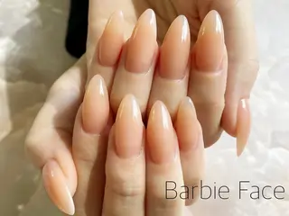 ネイル Barbie Faceのネイルデザイン