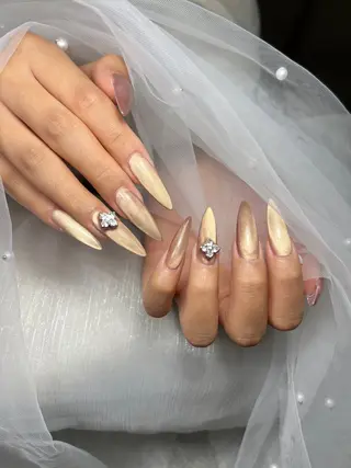 ネイル Mio_ Noiranailのネイルデザイン