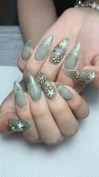 ネイル Munail サロン所属・むねいる nail salonのネイルデザイン