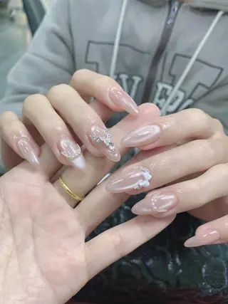 ネイル Ribbonnail staffのネイルデザイン