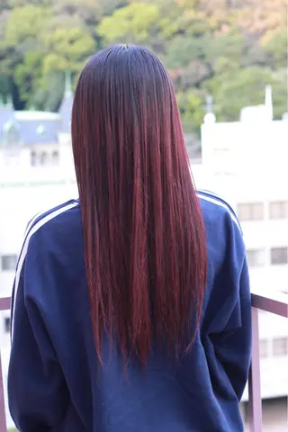 ロング カラー Viage （ビアージュ）のヘアスタイル