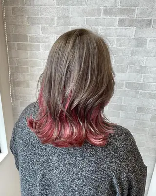 セミロング カラー Well's TAIGAのヘアスタイル